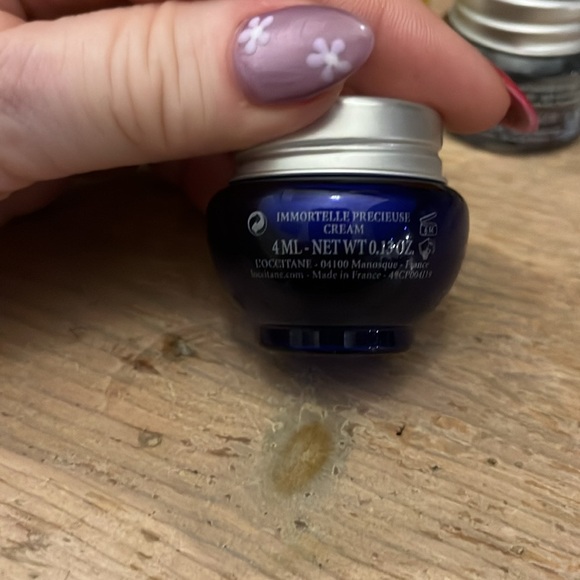 3 L’Occitane en Provence Sample Size Jars Divine Cream - Precious Cream - Gel - Picture 8 of 9